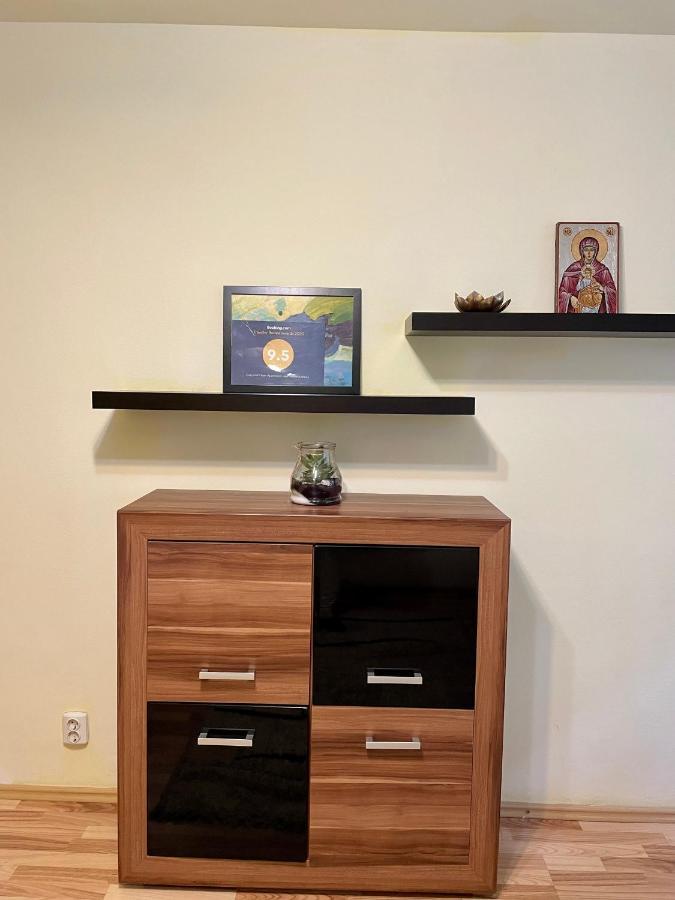 Cozy And Clean Apartment, Near National Arena Bukarest Exterior foto